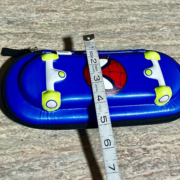 Marvel x Yoobi Spidey sense zippered pencil case - Picture 10 of 11